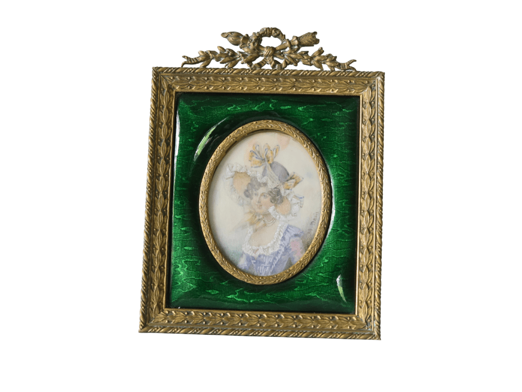 6 Ways to Bring Meaning Into Your Home with One Vintage Piece at a Time